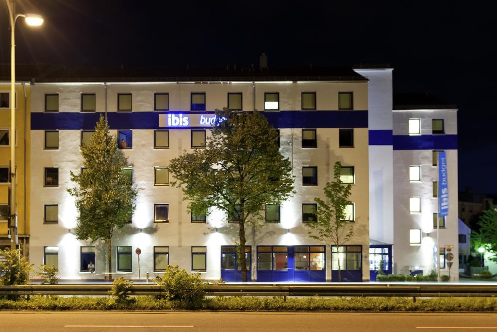 Ibis Budget Muenchen City Sued Εξωτερικό φωτογραφία
